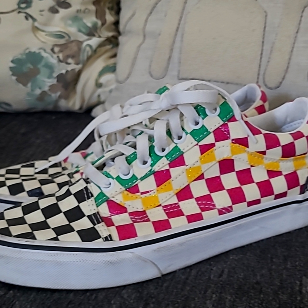 Circus Vans - image 1